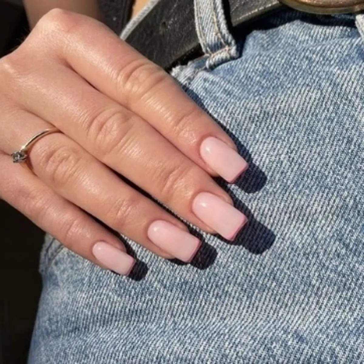 Manicure hybrydowy